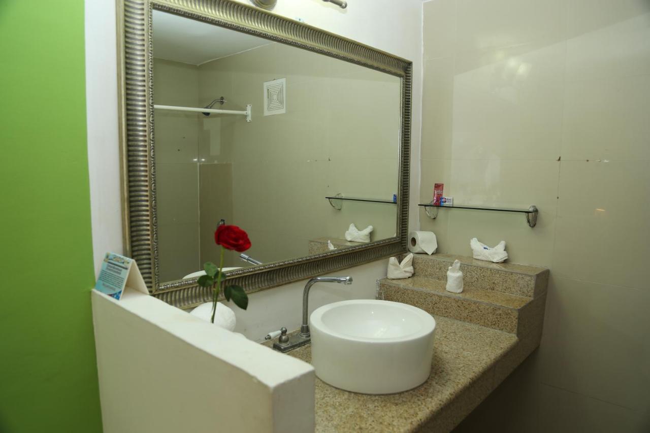 Sunlight Hotel Cancun Bagian luar foto