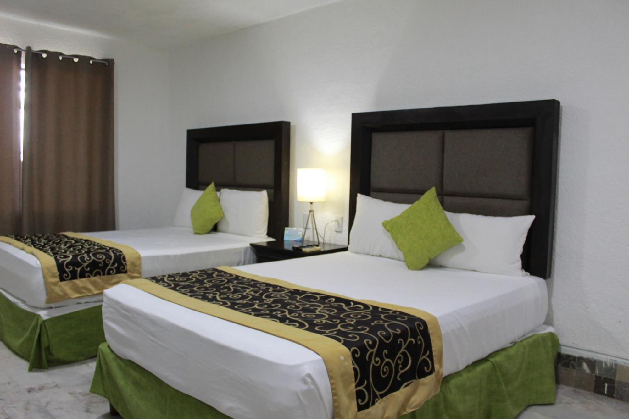 Sunlight Hotel Cancun Bagian luar foto